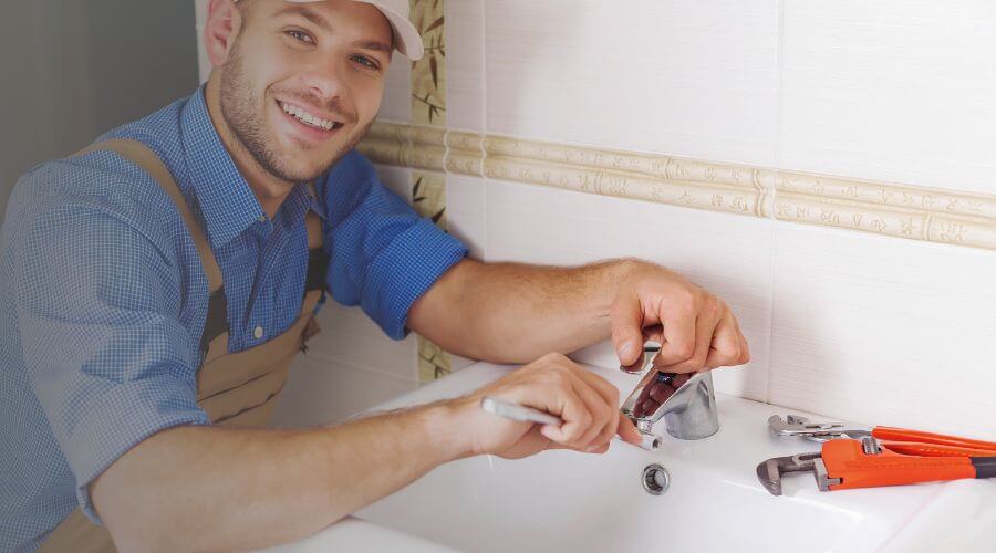 Local tankless water heater installation in Coahoma, MS